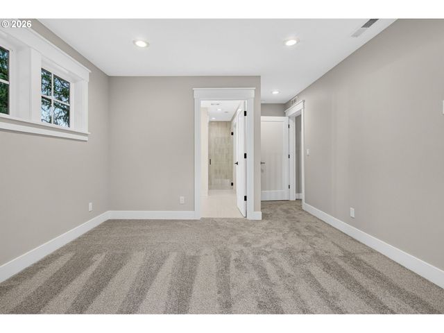 15016 Sw 141ST Ave, Tigard, OR 97224