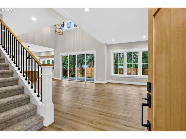 15016 Sw 141ST Ave, Tigard, OR 97224