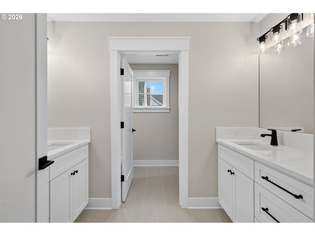 15016 Sw 141ST Ave, Tigard, OR 97224