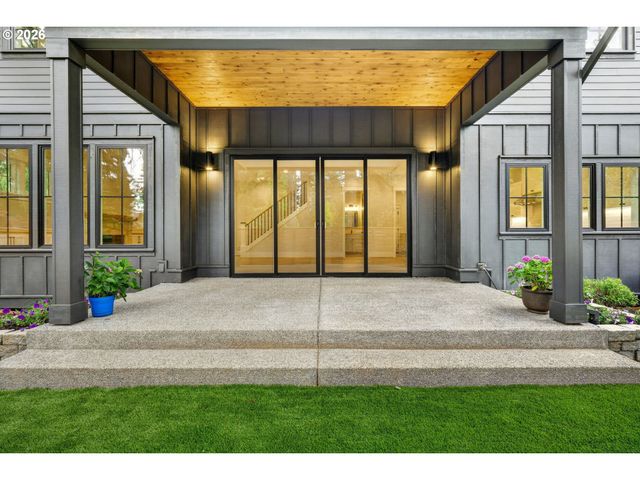 15016 Sw 141ST Ave, Tigard, OR 97224