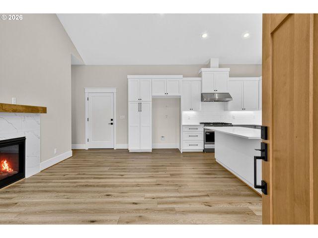 15016 Sw 141ST Ave, Tigard, OR 97224