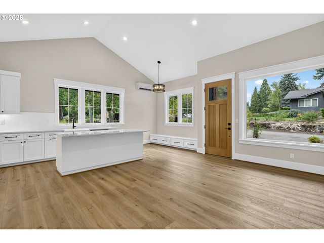 15016 Sw 141ST Ave, Tigard, OR 97224