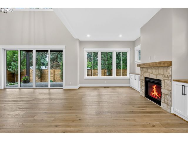 15016 Sw 141ST Ave, Tigard, OR 97224