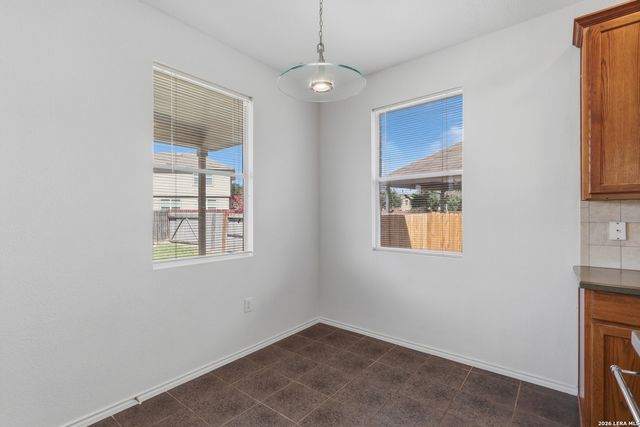 12602 COURSE VIEW DR, San Antonio, TX 78221