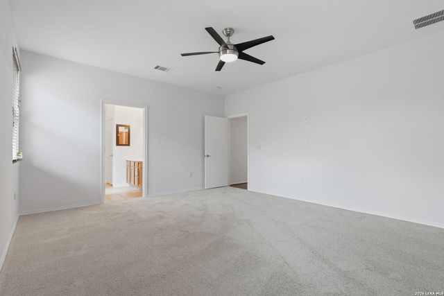 12602 COURSE VIEW DR, San Antonio, TX 78221