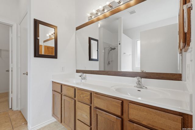 12602 COURSE VIEW DR, San Antonio, TX 78221