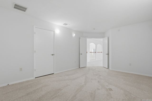 12602 COURSE VIEW DR, San Antonio, TX 78221