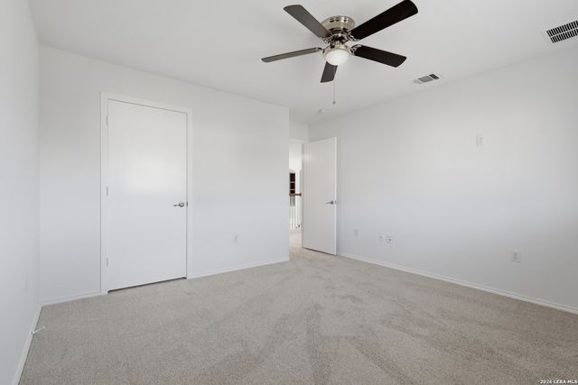 12602 COURSE VIEW DR, San Antonio, TX 78221