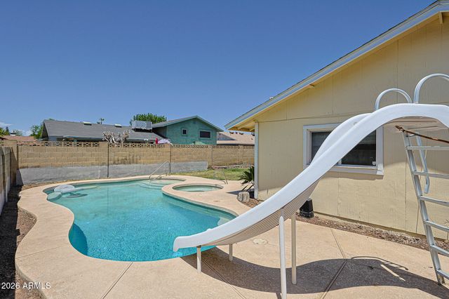 4532 W MONTEBELLO Avenue, Glendale, AZ 85301