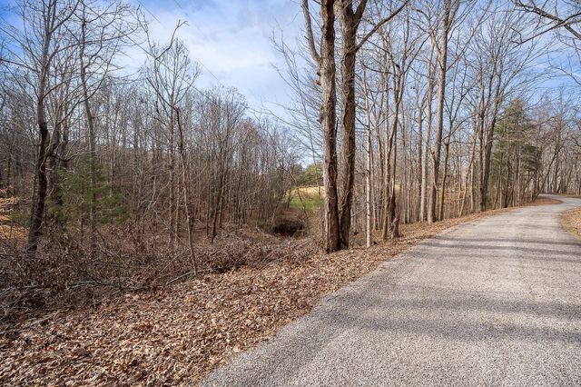 4898 Forrest Hill Rd, Cookeville, TN 38506