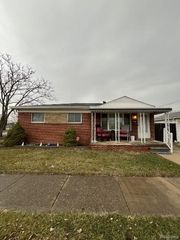 14371 Trenton Road, Southgate, MI 48195