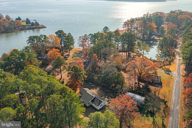 36 WASHINGTON CIR, Kinsale, VA 22488