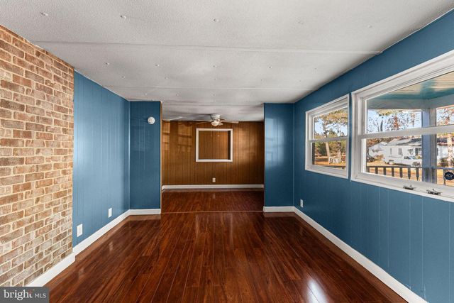 36 WASHINGTON CIR, Kinsale, VA 22488