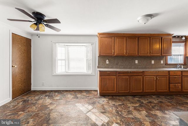36 WASHINGTON CIR, Kinsale, VA 22488