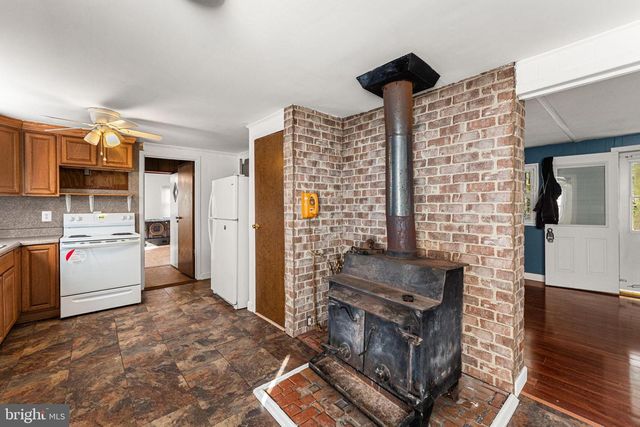 36 WASHINGTON CIR, Kinsale, VA 22488
