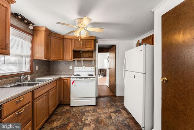 36 WASHINGTON CIR, Kinsale, VA 22488