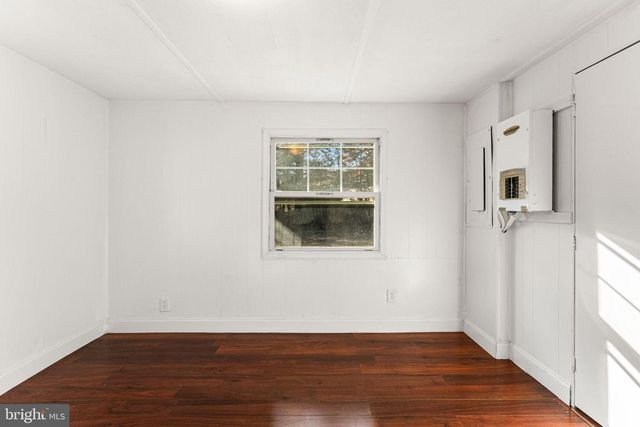 36 WASHINGTON CIR, Kinsale, VA 22488