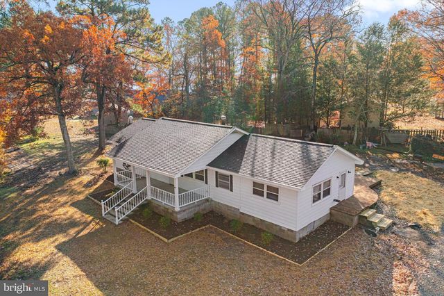 36 WASHINGTON CIR, Kinsale, VA 22488