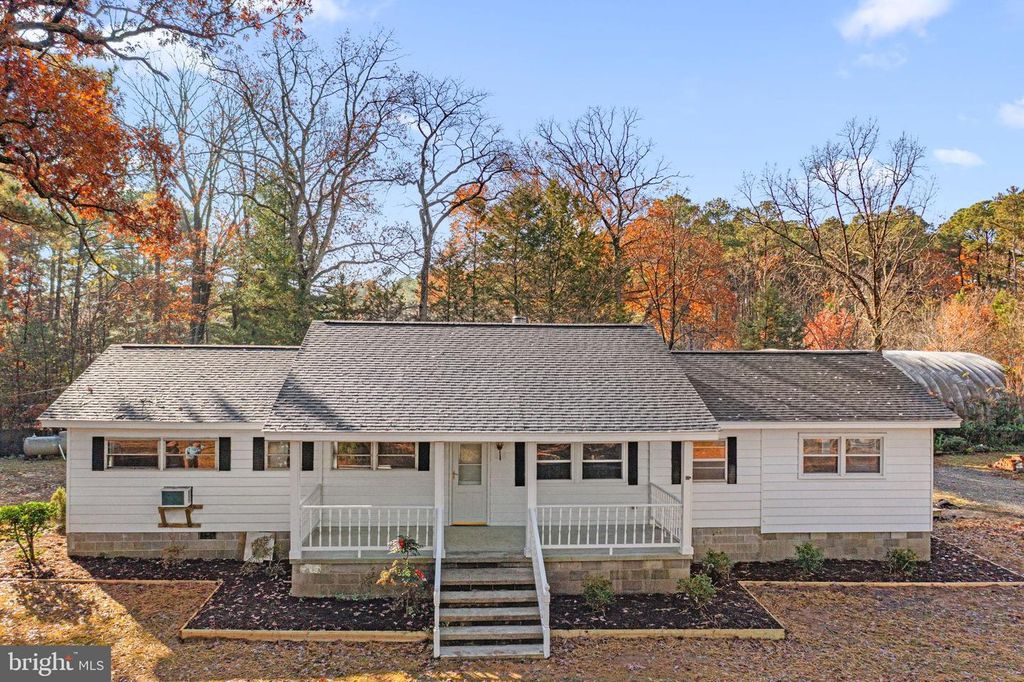 36 WASHINGTON CIR, Kinsale, VA 22488