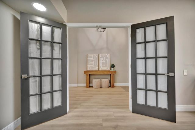 15507 FENTRESS COURT, Tampa, FL 33647