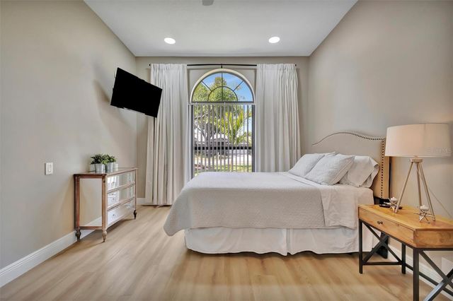 15507 FENTRESS COURT, Tampa, FL 33647