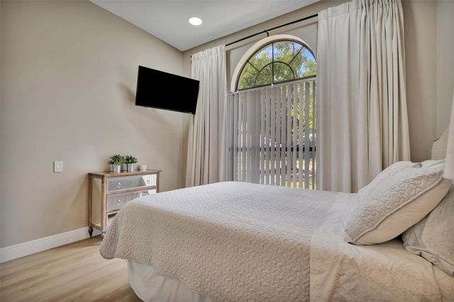 15507 FENTRESS COURT, Tampa, FL 33647