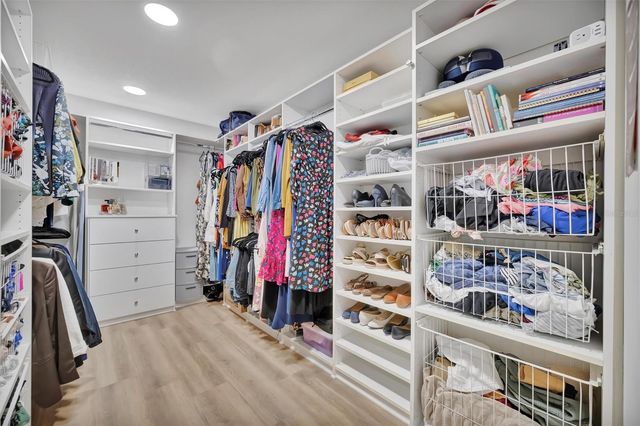 15507 FENTRESS COURT, Tampa, FL 33647