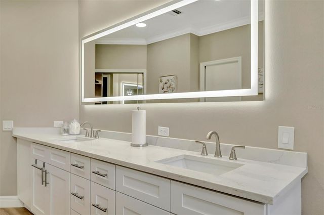 15507 FENTRESS COURT, Tampa, FL 33647