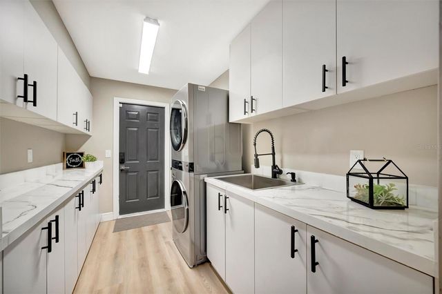 15507 FENTRESS COURT, Tampa, FL 33647