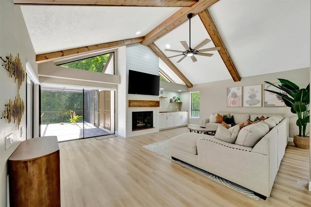 15507 FENTRESS COURT, Tampa, FL 33647