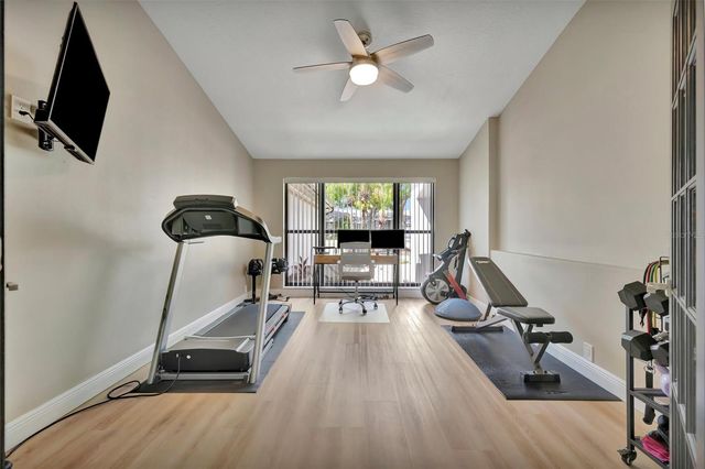 15507 FENTRESS COURT, Tampa, FL 33647