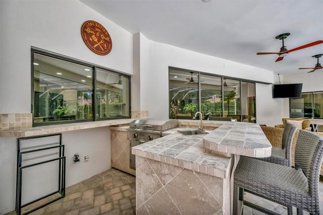 15507 FENTRESS COURT, Tampa, FL 33647