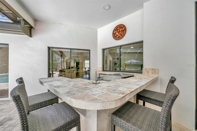 15507 FENTRESS COURT, Tampa, FL 33647