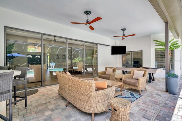 15507 FENTRESS COURT, Tampa, FL 33647