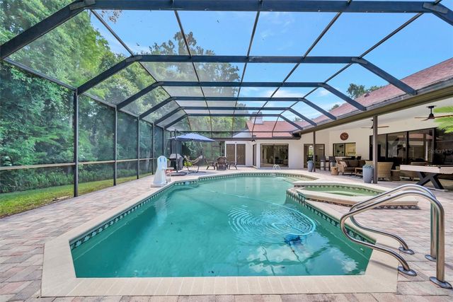 15507 FENTRESS COURT, Tampa, FL 33647