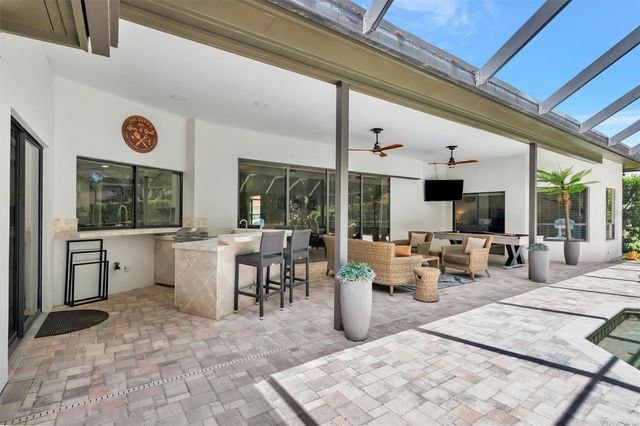 15507 FENTRESS COURT, Tampa, FL 33647