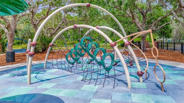 15507 FENTRESS COURT, Tampa, FL 33647