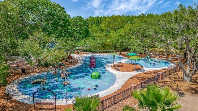 15507 FENTRESS COURT, Tampa, FL 33647