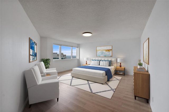 3000 Holiday Drive 1801, Fort Lauderdale, FL 33316