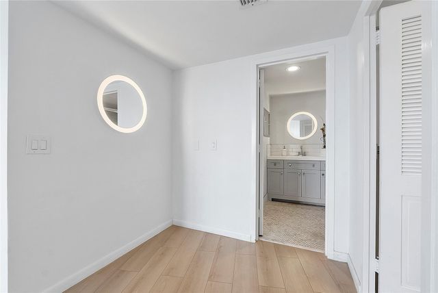 3000 Holiday Drive 1801, Fort Lauderdale, FL 33316