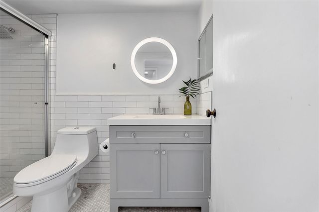 3000 Holiday Drive 1801, Fort Lauderdale, FL 33316