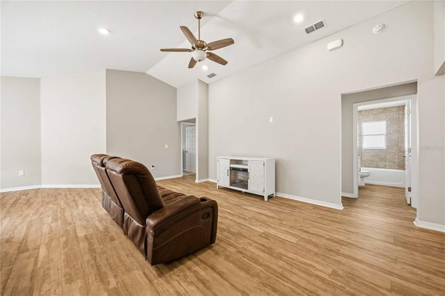 1035 TROPEA LANE, Auburndale, FL 33823