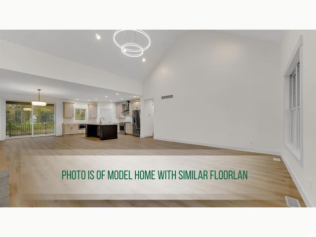21558 Moyer Drive, South Bend, IN 46628
