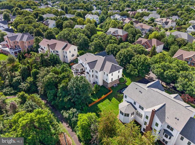 5403 FISHERS HILL WAY, Haymarket, VA 20169