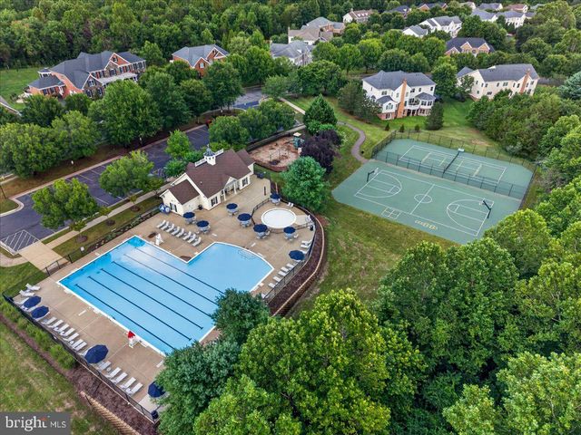 5403 FISHERS HILL WAY, Haymarket, VA 20169
