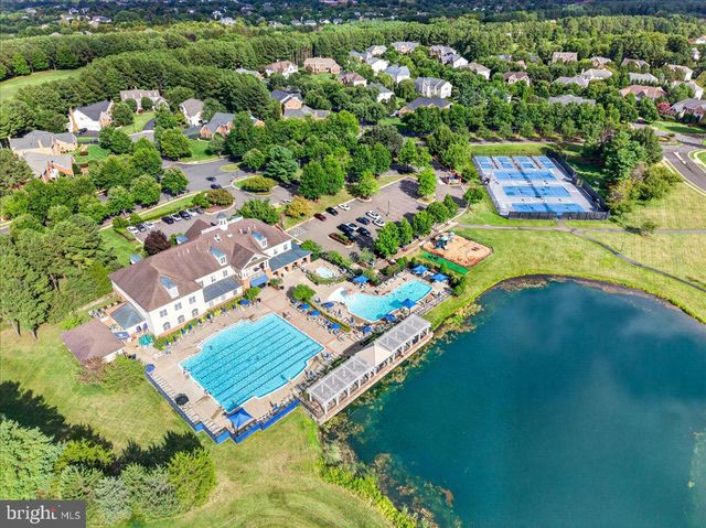 5403 FISHERS HILL WAY, Haymarket, VA 20169