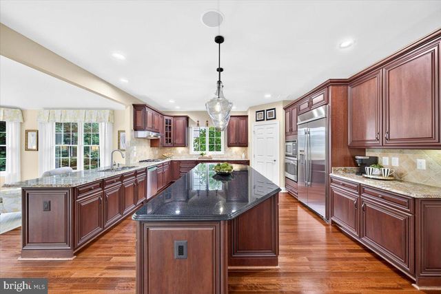5403 FISHERS HILL WAY, Haymarket, VA 20169