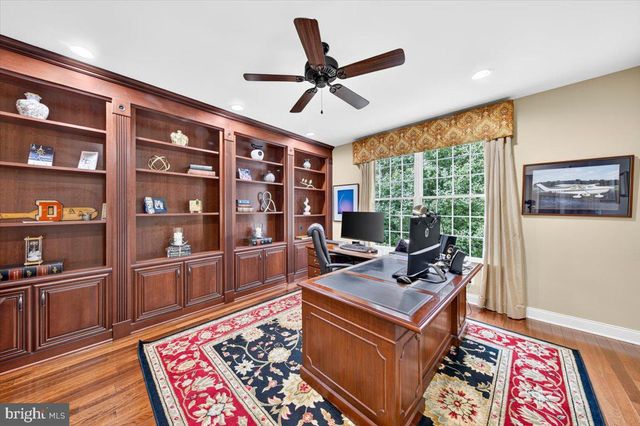 5403 FISHERS HILL WAY, Haymarket, VA 20169