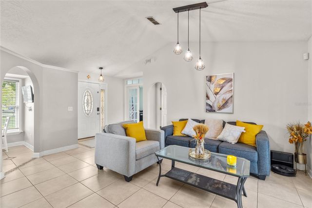 120 GROVE HOLLOW COURT, Sanford, FL 32773