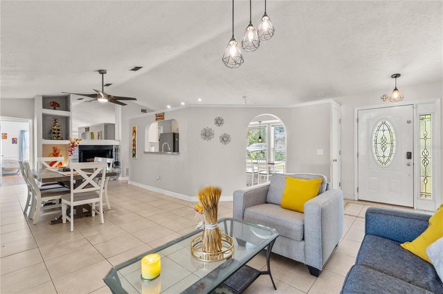 120 GROVE HOLLOW COURT, Sanford, FL 32773